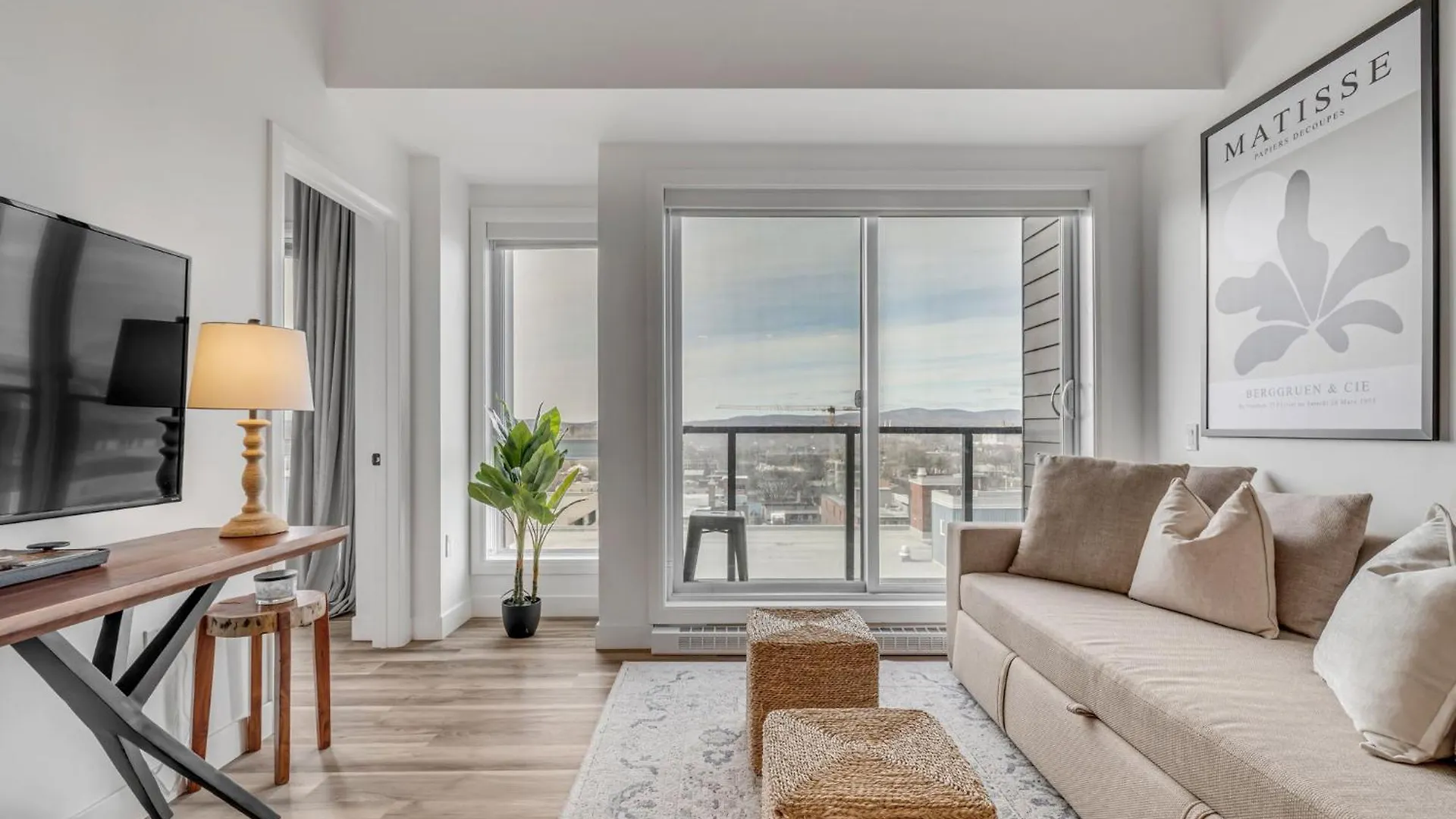 Appartement Initial-Matisse- Quebec-Parking And Pool