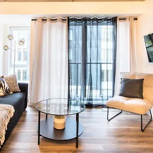 Appartement Moderne, Centre-ville Piscine, Terrasse, Gym, Ville de Québec