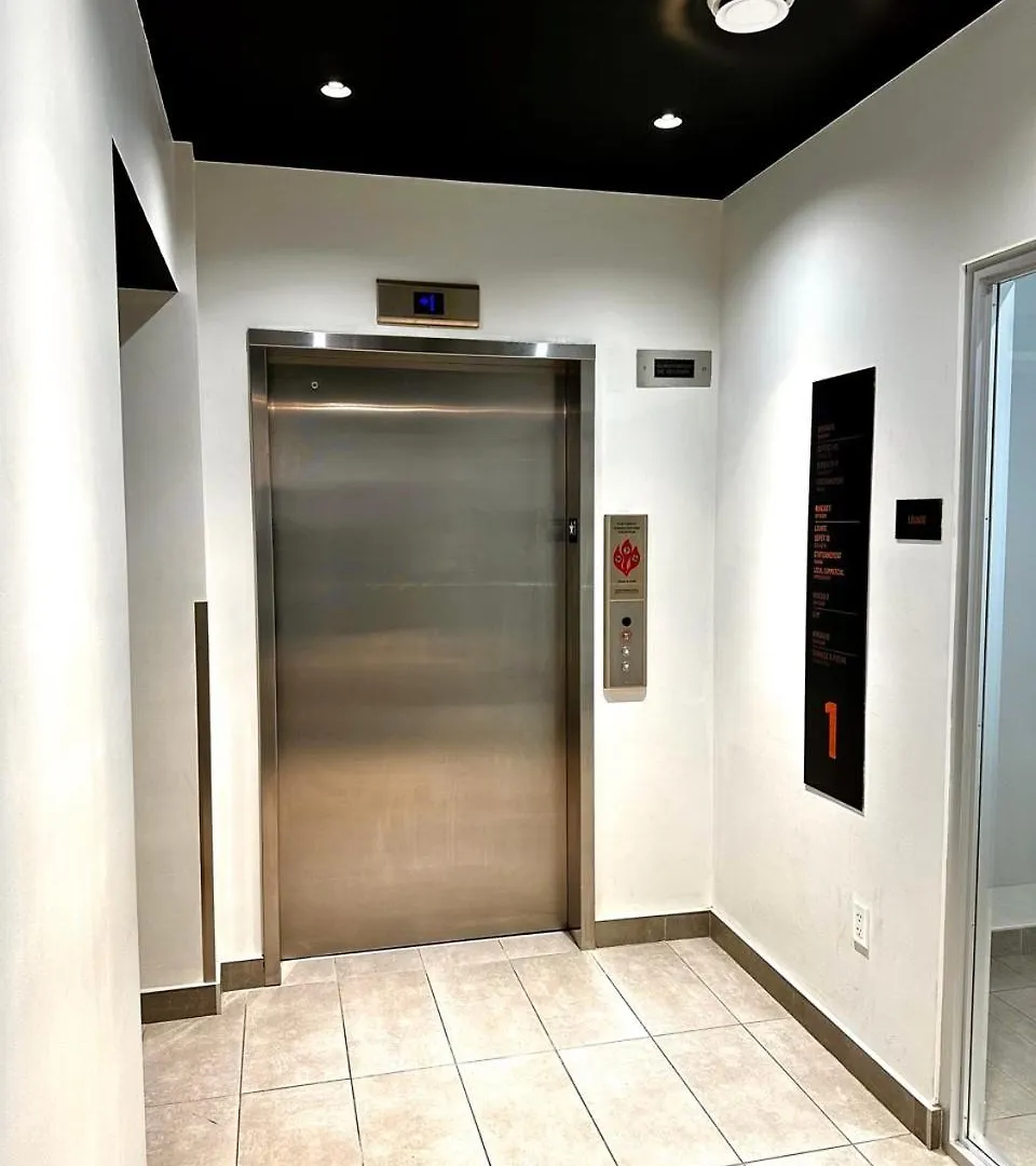 Initial-Matisse- Quebec-Parking And Pool Apartment 0*, Quebec City