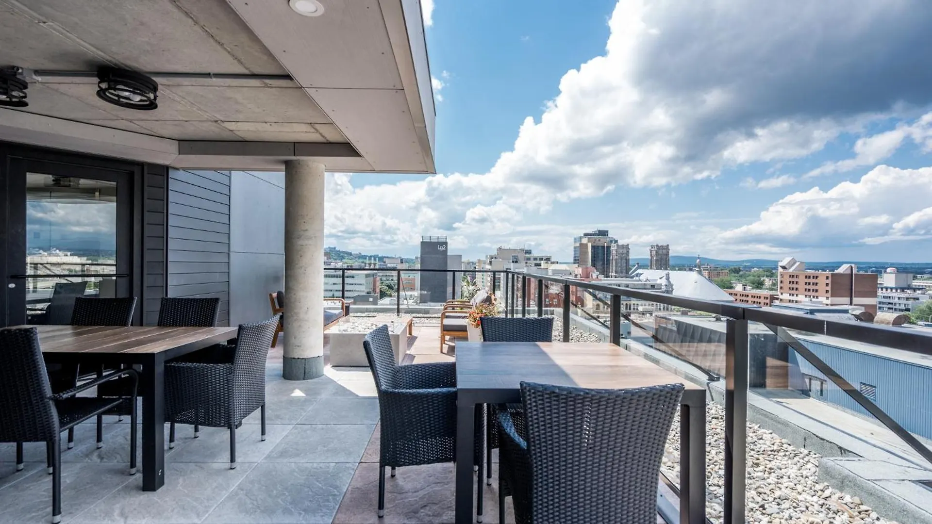 Initial-Matisse- Quebec-Parking And Pool Apartment